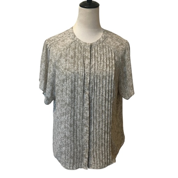 H&M Textured Women's Blouse - Picture 2 of 10